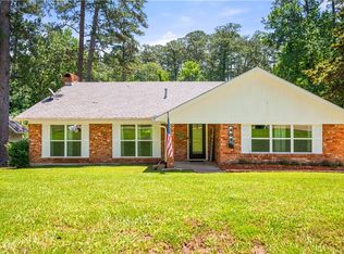 409 Hiawatha Trl, Pineville, LA 71360