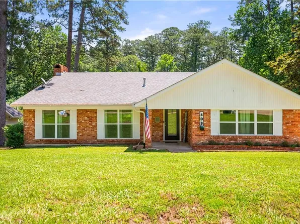 409 Hiawatha Trl, Pineville, LA 71360