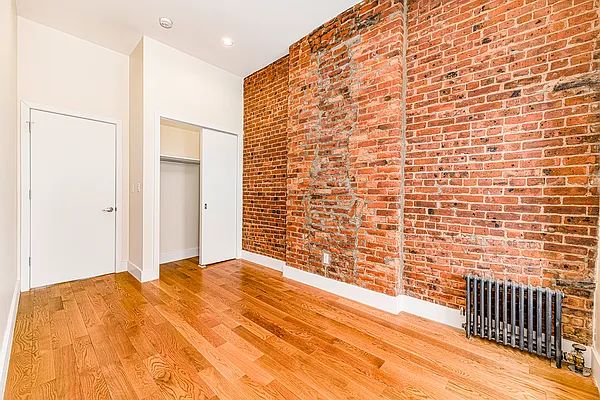 Rented by REAL New York | media 6