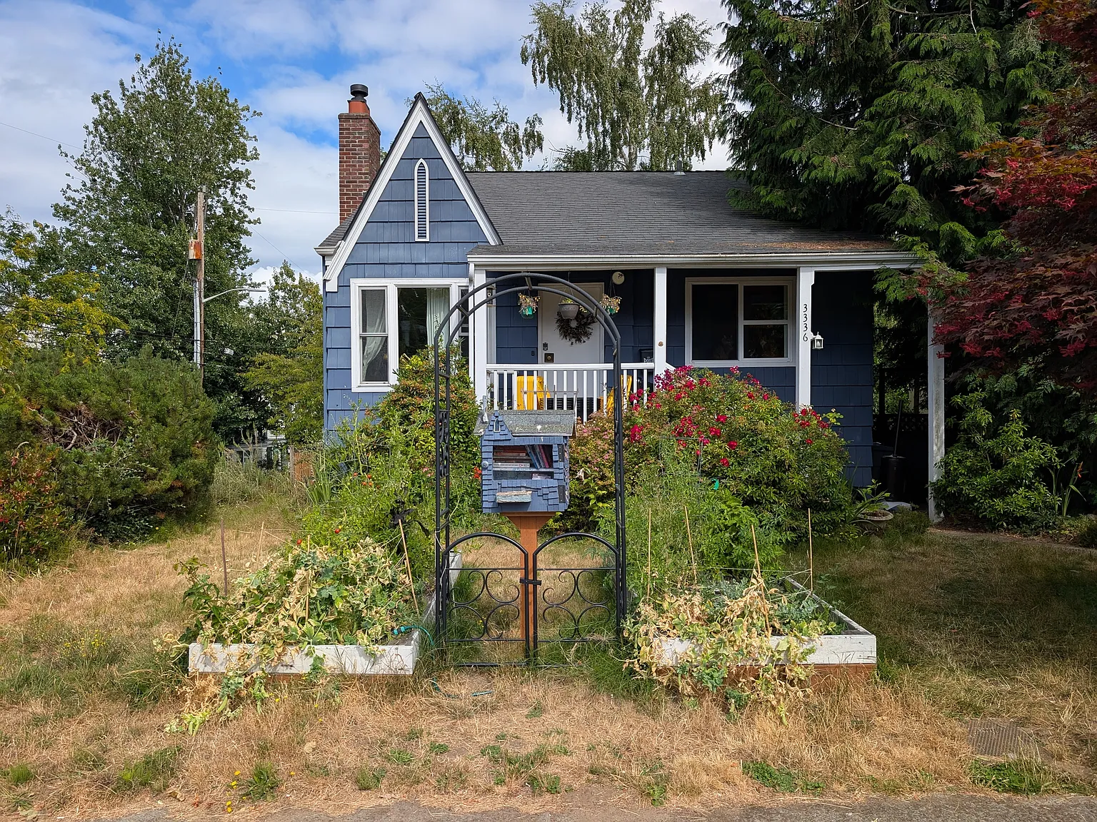 4 bed, 2140 sqft, $1,850 — Photo 1