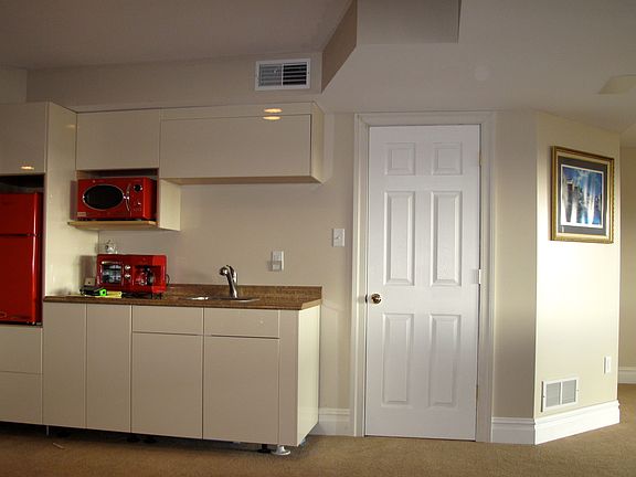 Lower Level Kitchenette