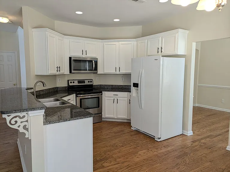 106 Autry Ave — Photo 12