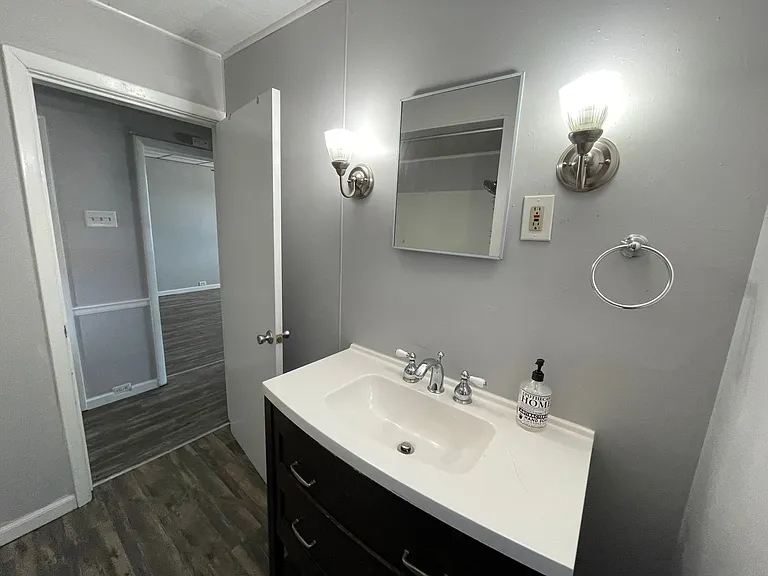 607 Ohio River Blvd - (12206) — Photo 7