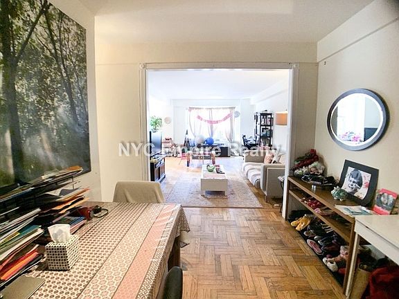 3rd image of 110 E End Ave APT 8C