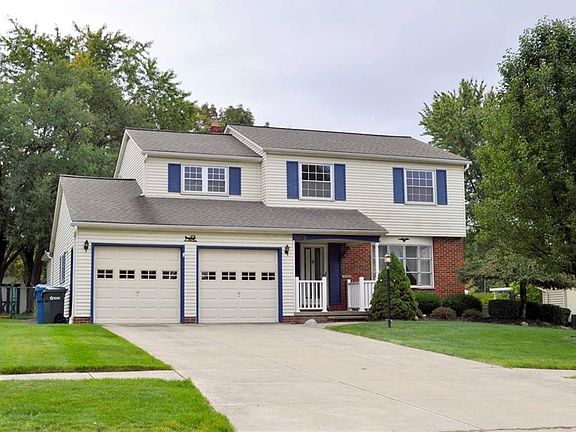 3rd image of 5701 Woodbury Hills Dr