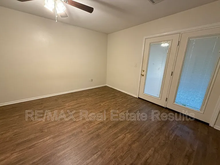 1206 Whipporwill Ln #B — Photo 6
