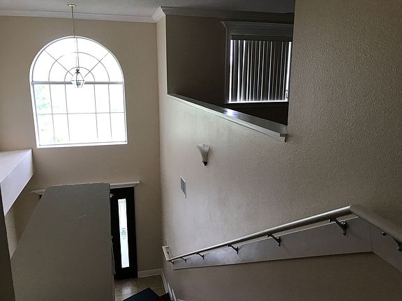 4th image of 316 Ashburton Way