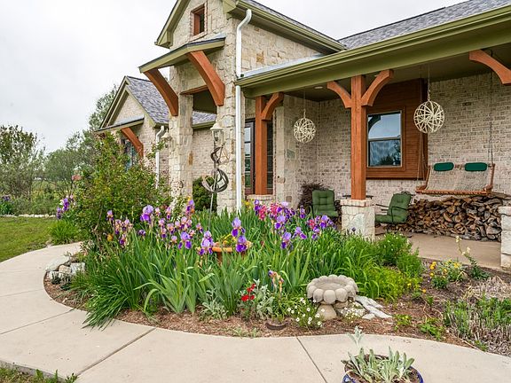 4th image of 1151 Lone Star Rd