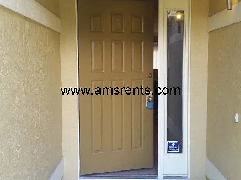 1812 Concord Dr — Photo 3