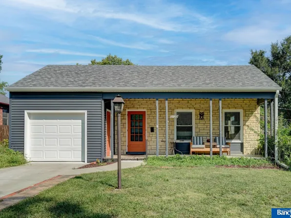 3130 Mayflower Ave, Lincoln, NE 68502