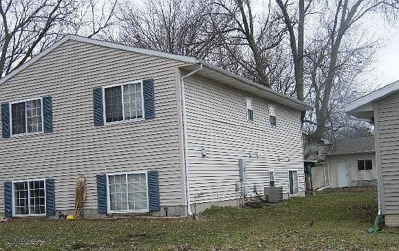 2nd image of 1004 Rocklyn St