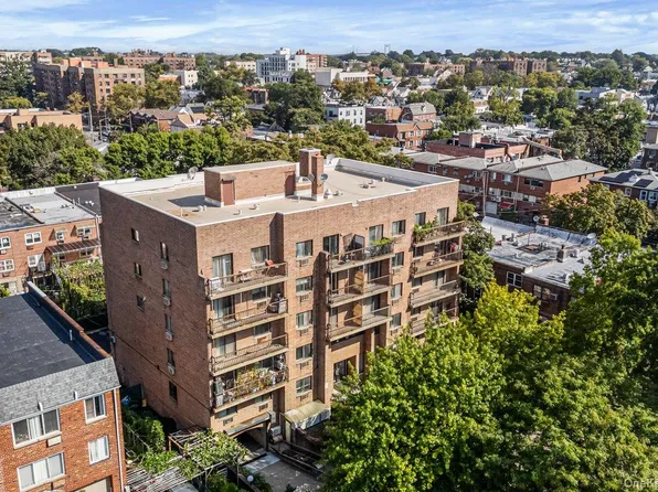 147-45 Barclay Ave #2, Flushing, NY 11355