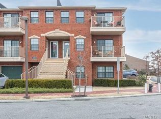 2-02 Constitution Pl #2, College Point, NY 11356