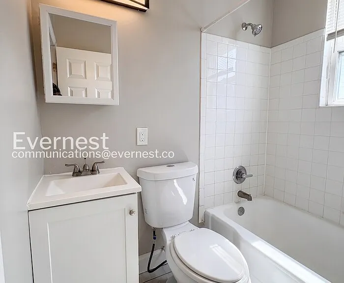 1049 E Patapsco Ave #C — Photo 9