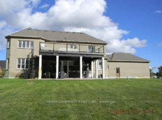 65 Ridge Rd, Uxbridge, ON L0C1A0