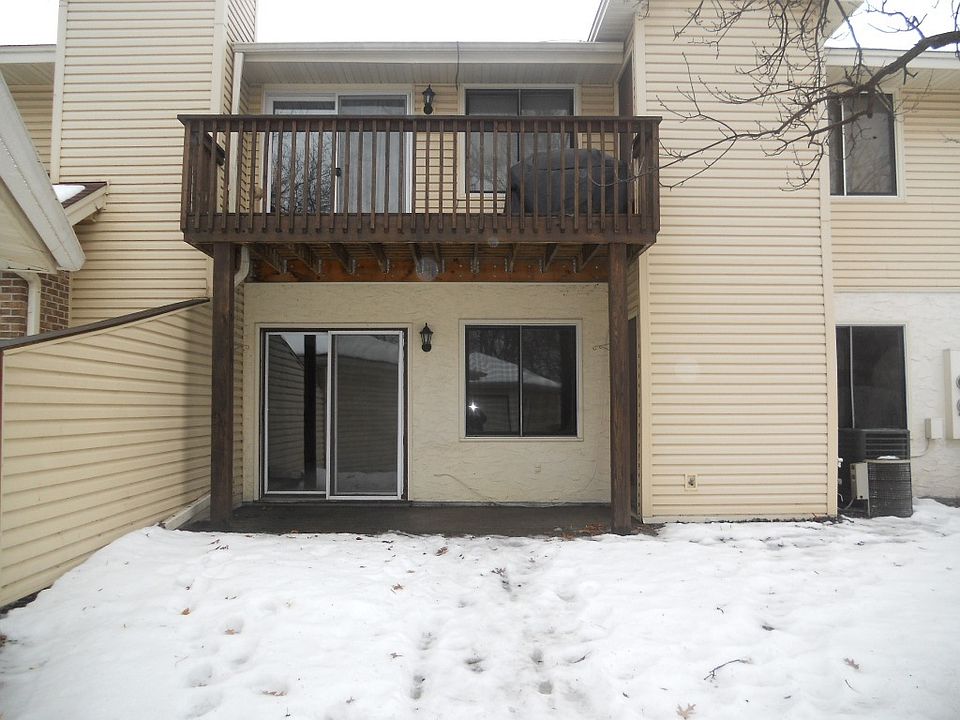 1st image of 11410 Dogwood St NW APT 302