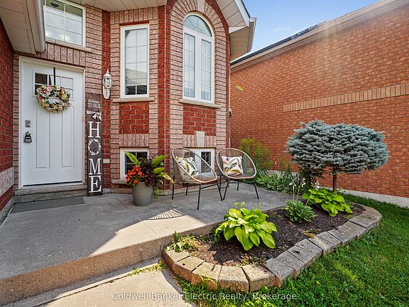 3rd image of 121 Haden Ave