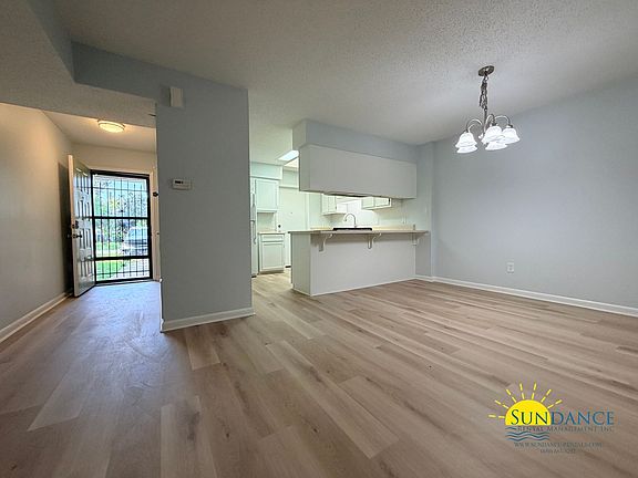4th image of 55 12th Ave