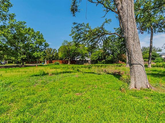 2nd image of 4625 Walnut Hill Ln Lot 2