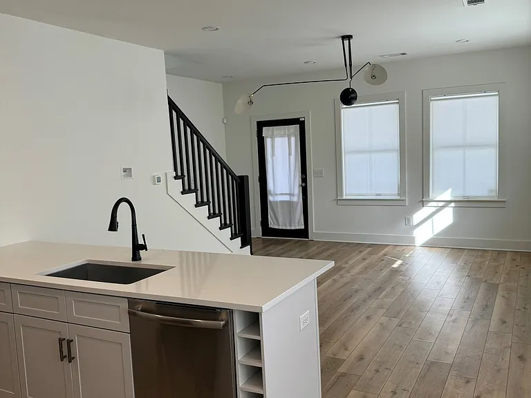 509 Rosedale Ave #K — Photo 10