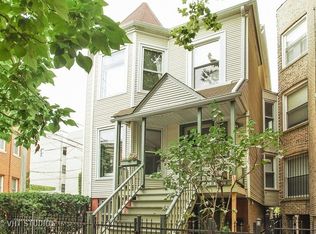815 W Buckingham Pl #A, Chicago, IL 60657