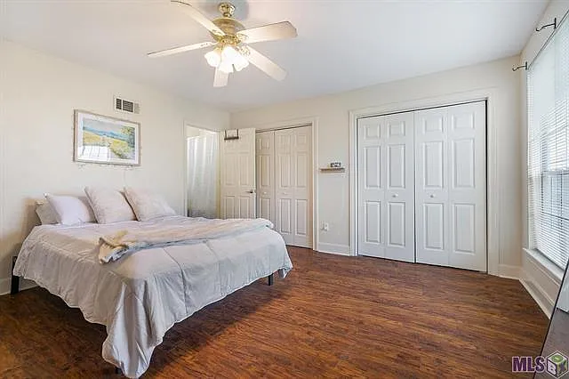 710 E Boyd Dr #305 — Photo 11