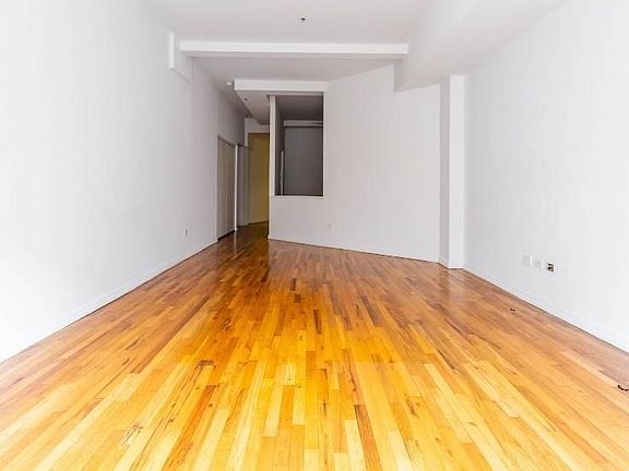 2nd image of 95 Horatio St APT 523