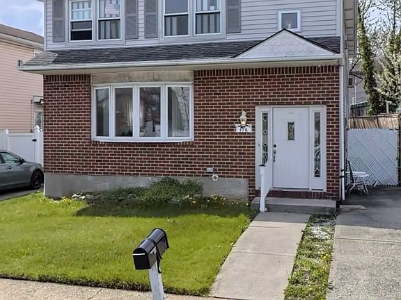 4th image of 176 Rye Ave Floor 2