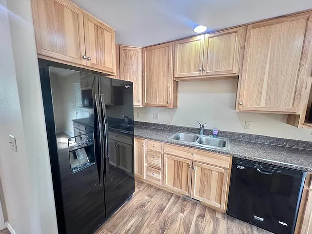 3 bed, 1774 sqft, $2,800 — Photo 3