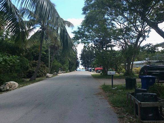 3rd image of 1236 51st St Gulf