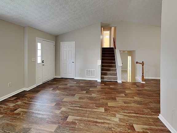 3rd image of 2021 Briar Ridge Way SW