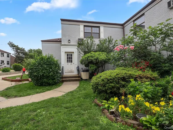 67-09 136 Street #B, Kew Garden Hills, NY 11367