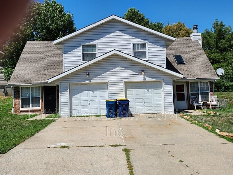 1st image of 1312 La Chateau Dr