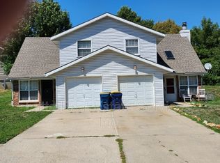 1312 La Chateau Dr, Liberty, MO 64068