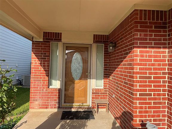 4th image of 14715 Mesa Village Dr