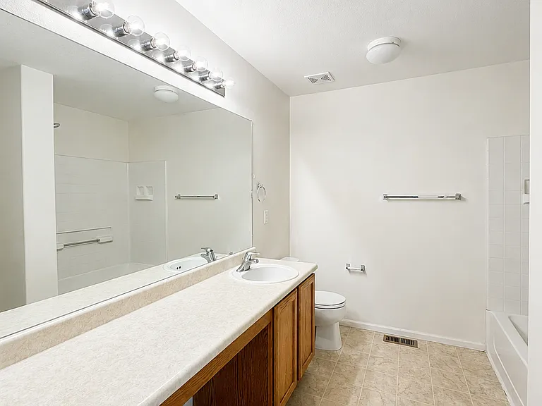 19203 E 51st Ave — Photo 21