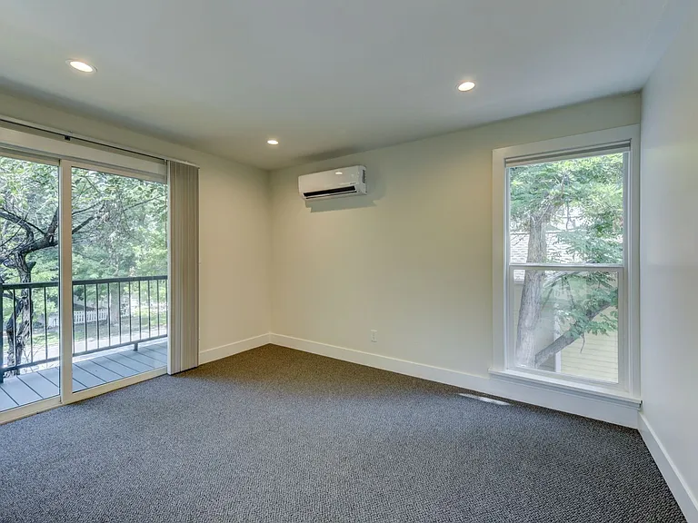 616 Marine St. — Photo 15