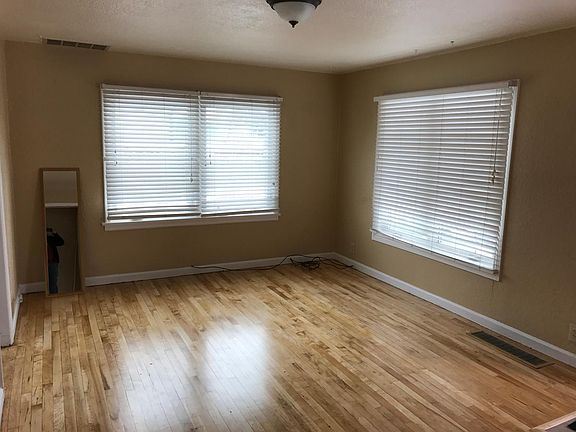2nd image of 1309 Avenue C