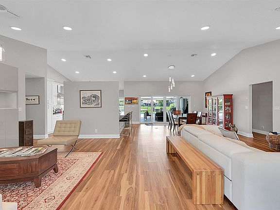 4th image of 8784 NW 54th Street