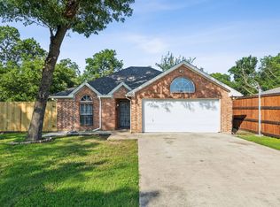 7201 Denton Dr, Dallas, TX 75235