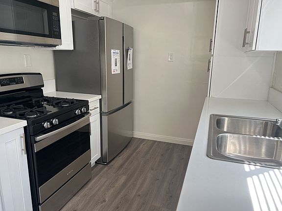 5th image of 2510 Hermosa Ave APT A