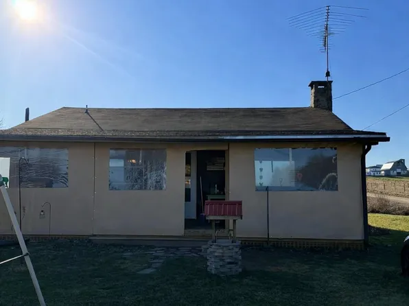 1053 Turnpike Cemetery Rd, Sugar Grove, PA 16350