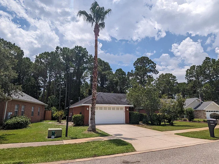 3892 Mesa Rd — Photo 3