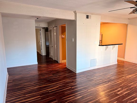 4th image of 4727 Jarboe St APT 16