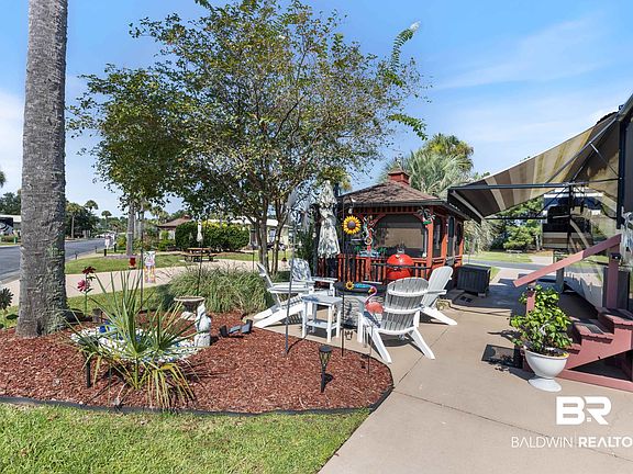 5th image of 325 Portofino Loop