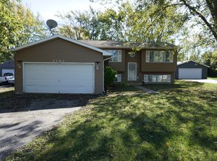 2703 Carmel Blvd, Zion, IL 60099