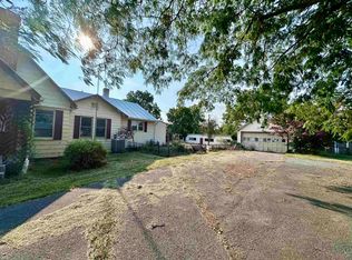 905 New Hope Rd, Staunton, VA 24401