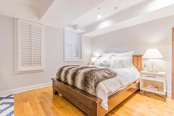 Sold by Nestseekers | media 13