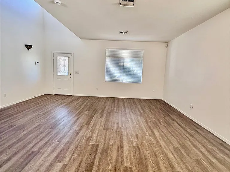 6572 Plum Orchard Cir — Photo 18