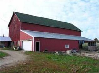 284 Fair Oak Rd, Deerfield, WI 53531